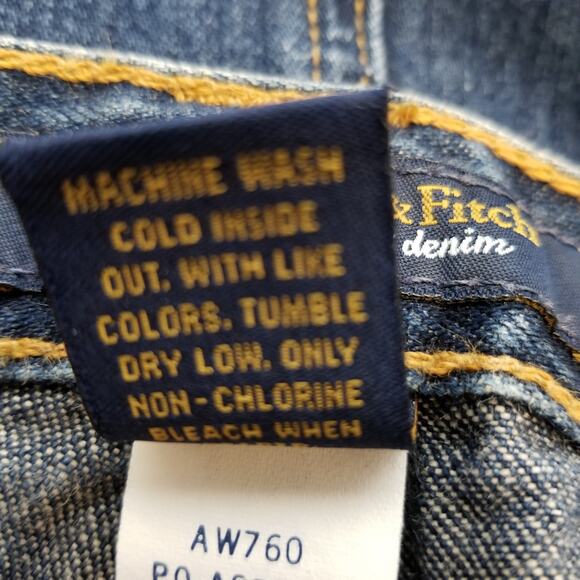 Abercrombie & Fitch Women's Kick Flare Split Hem Cropped Jeans Size 8 - Picture 7 of 8